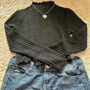 Forever 21 Cable Knit Turtleneck Cropped Black Sweater